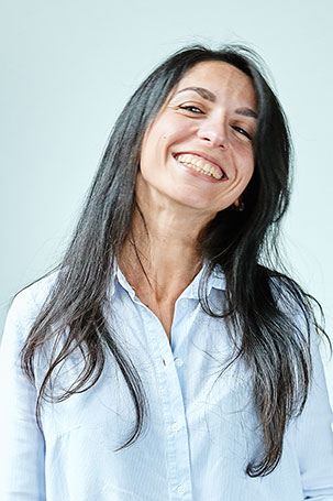 Lebendiges Business-Portrait mit Bewegunsunschärfe, Portraitfotografie © Florian Freund