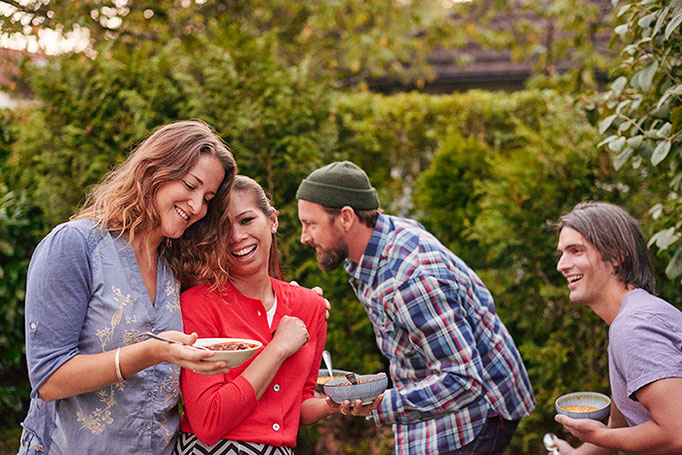 Peoplefotografie: Gäste einer Gartenparty